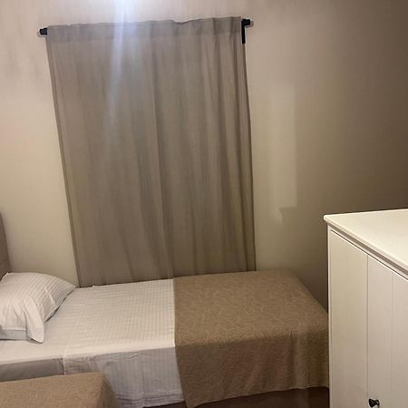 Apartments Smiljanic Tribunj  Bagian luar foto