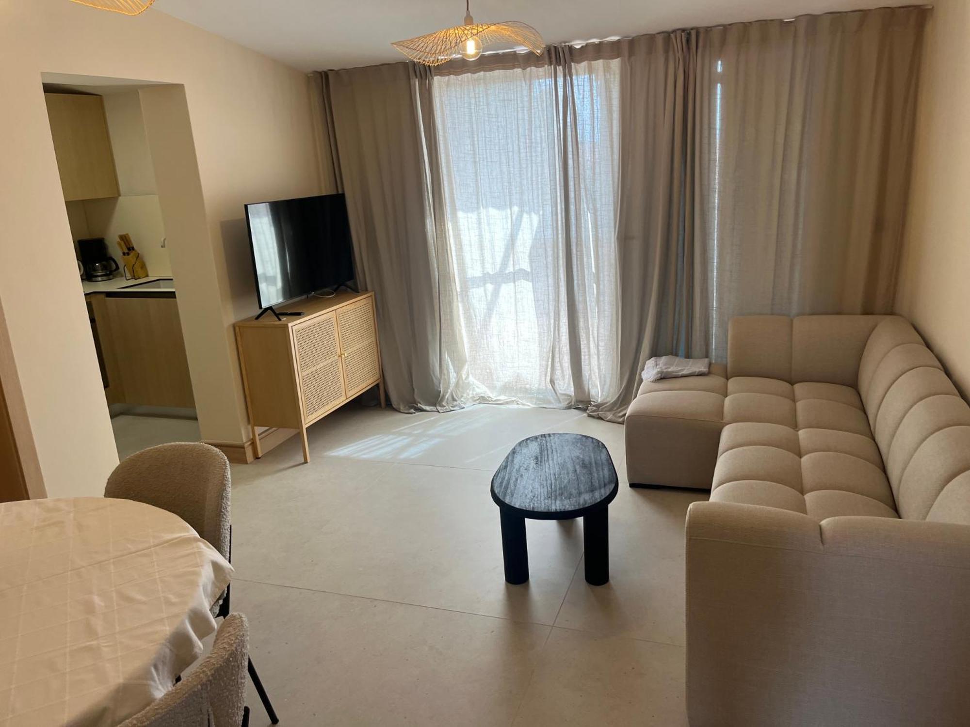 Apartments Smiljanic Tribunj  Bagian luar foto