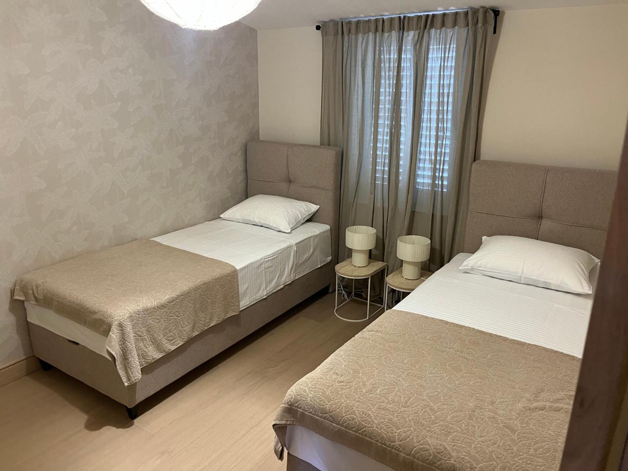 Apartments Smiljanic Tribunj  Bagian luar foto
