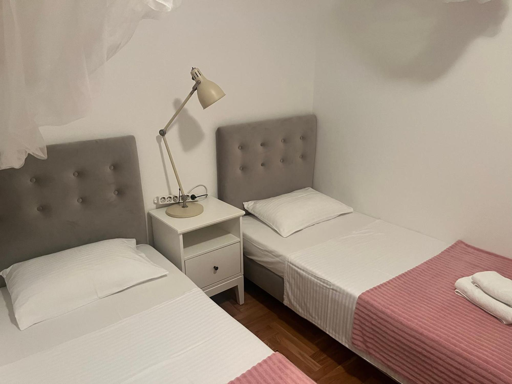 Apartments Smiljanic Tribunj  Bagian luar foto