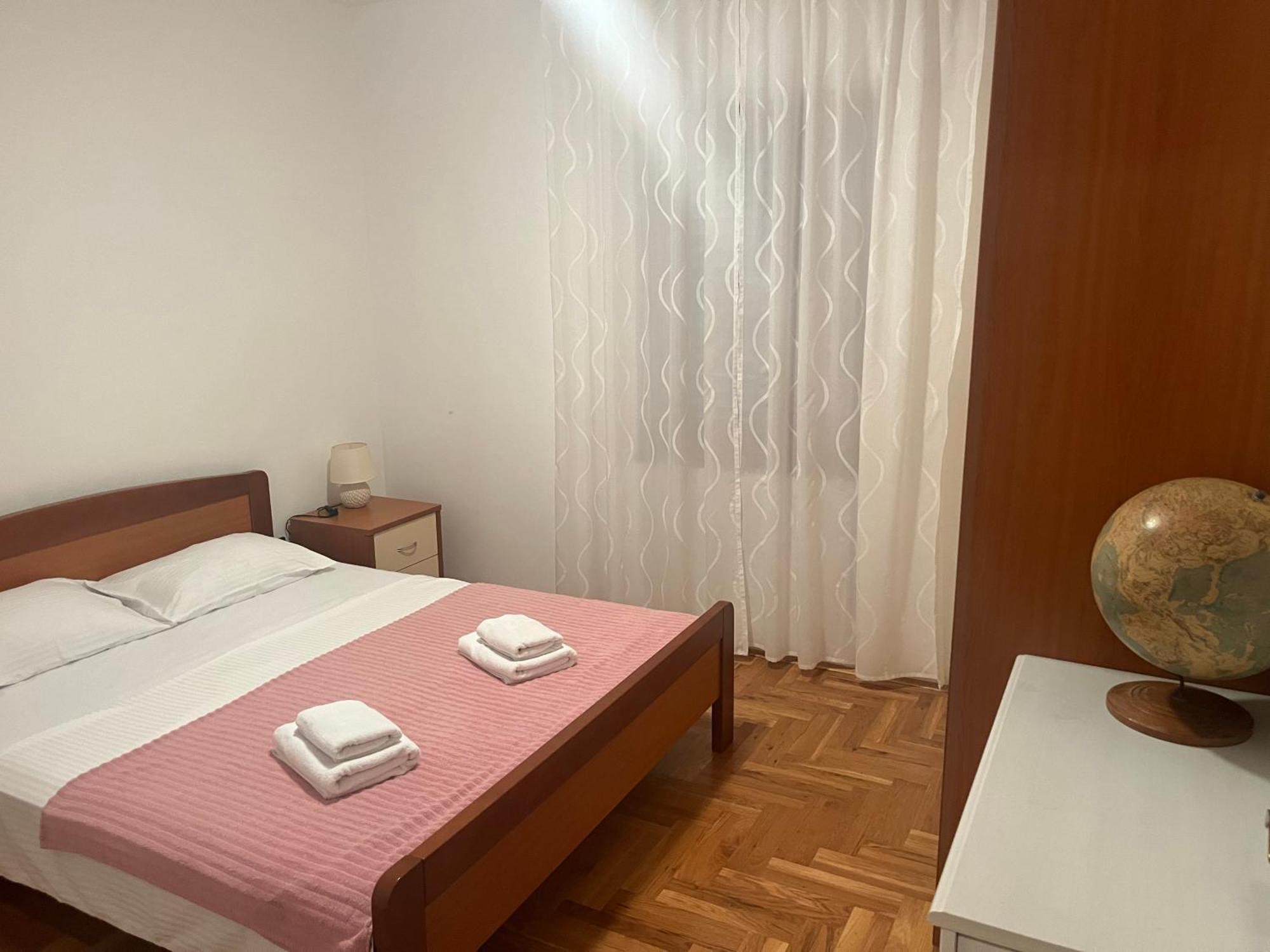 Apartments Smiljanic Tribunj  Bagian luar foto