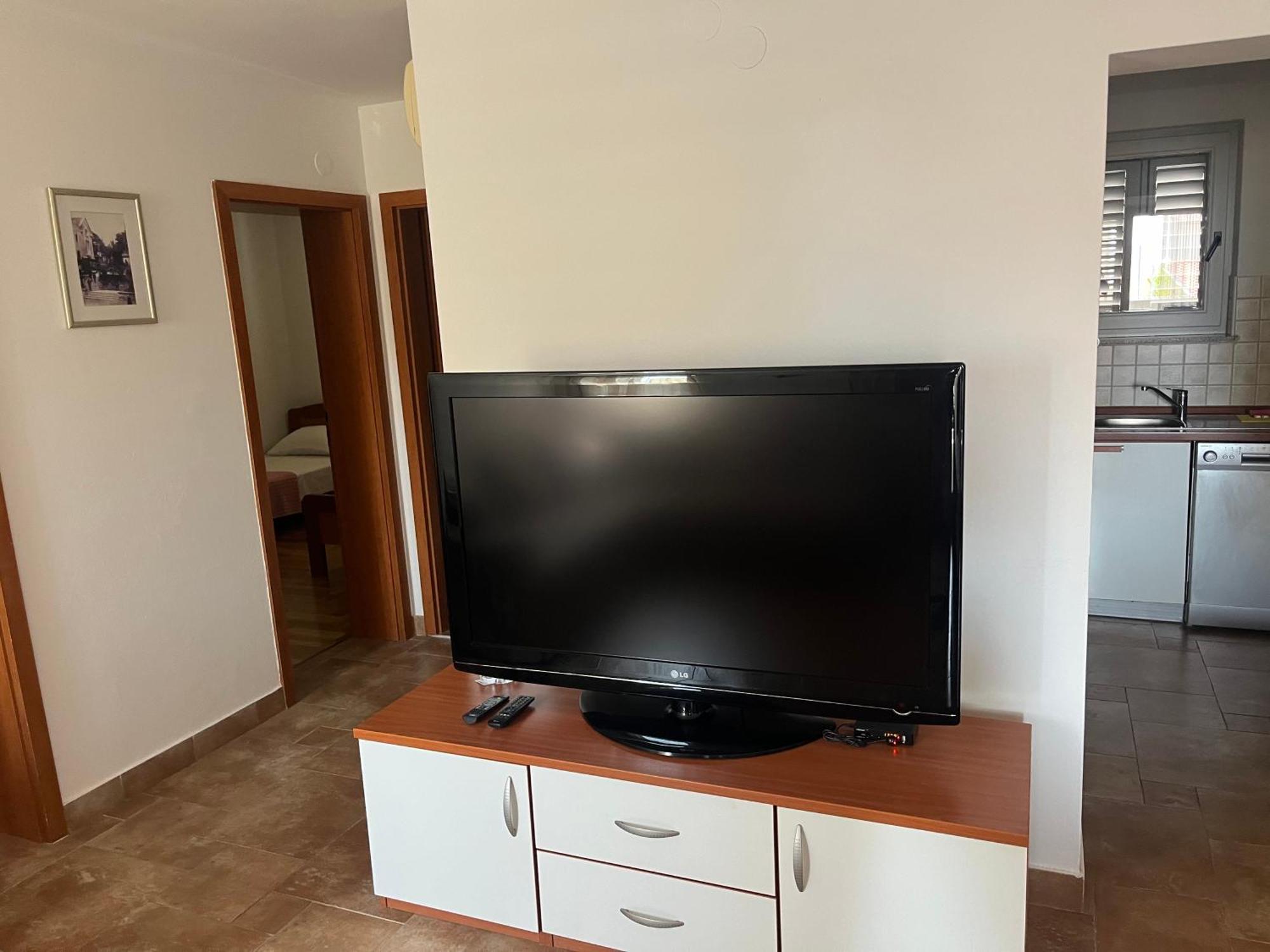 Apartments Smiljanic Tribunj  Bagian luar foto