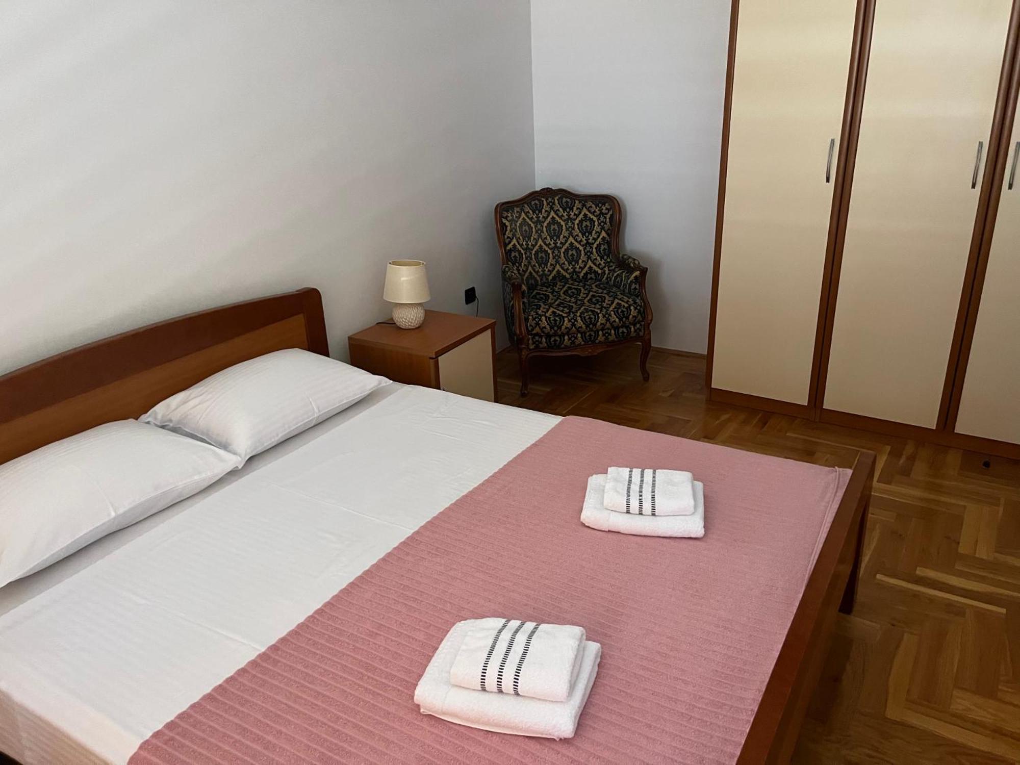 Apartments Smiljanic Tribunj  Bagian luar foto