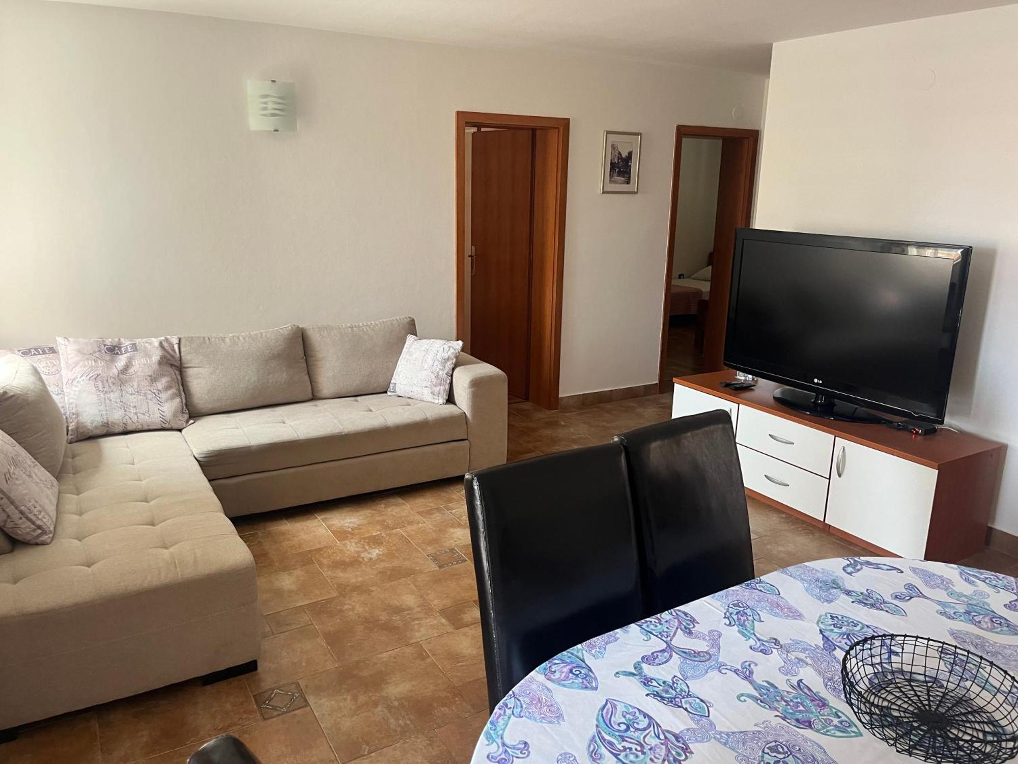 Apartments Smiljanic Tribunj  Bagian luar foto